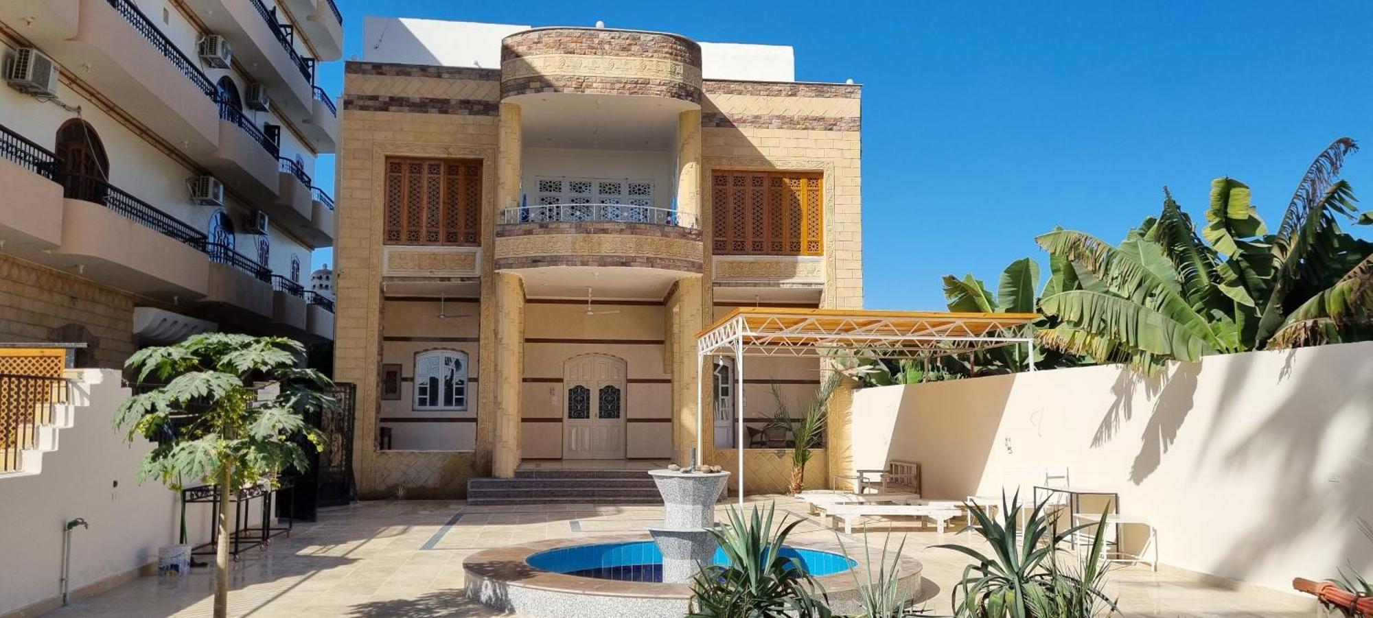 Dream Island Hotel Luxor Exterior photo